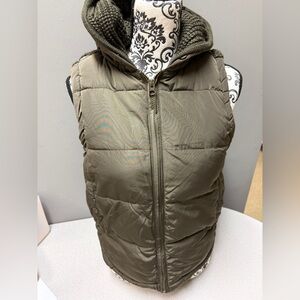 Joe Fresh Olive Khaki Puffer/Sweater Vest Sz S/P